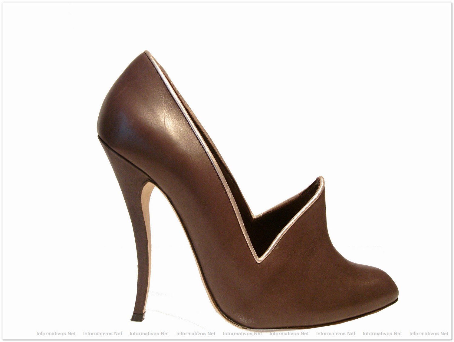 Manolo Blahnik Coleccin Invierno 2011: modelo Gotico
