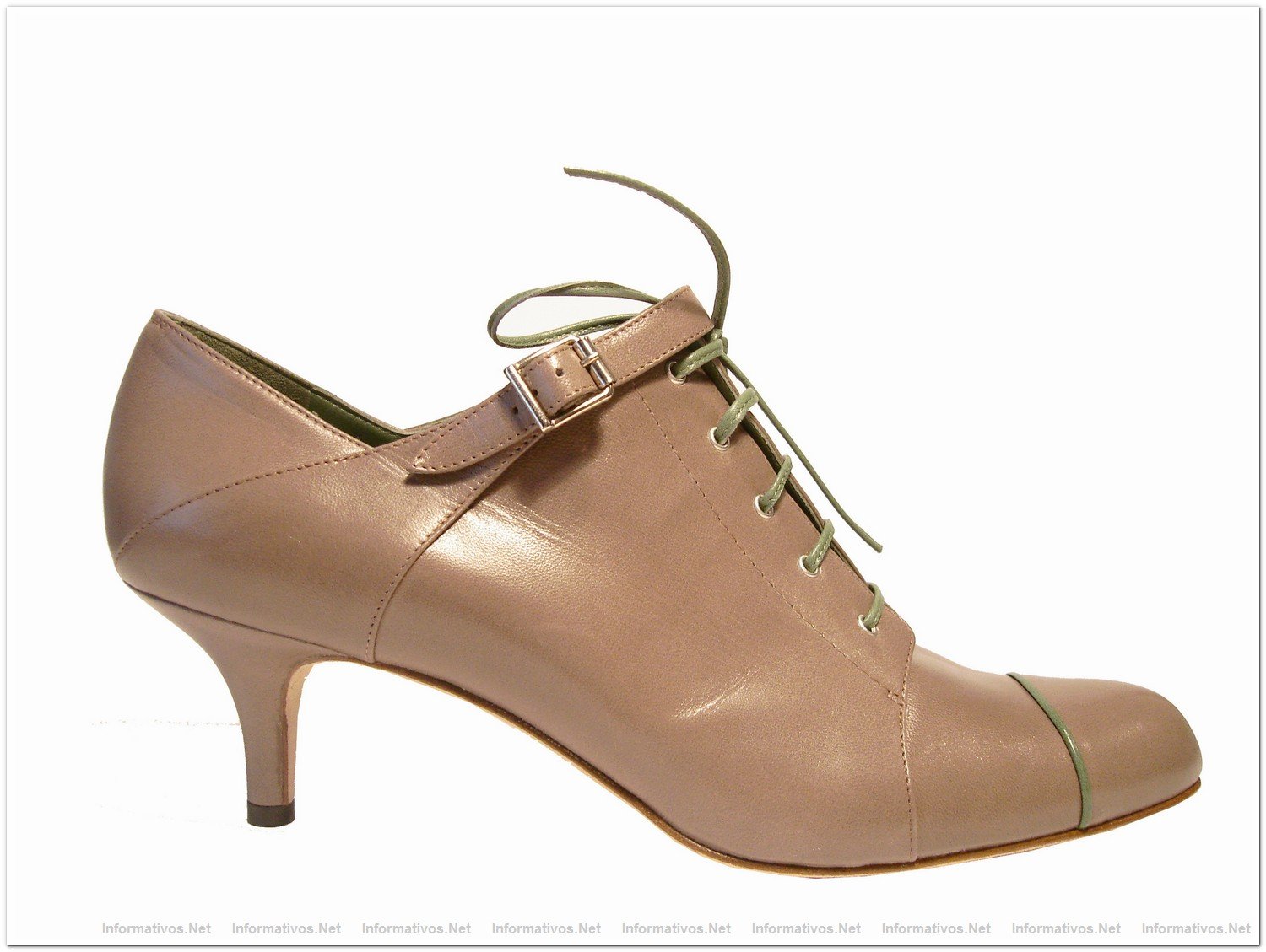Manolo Blahnik Coleccin Invierno 2011: modelo Pandora