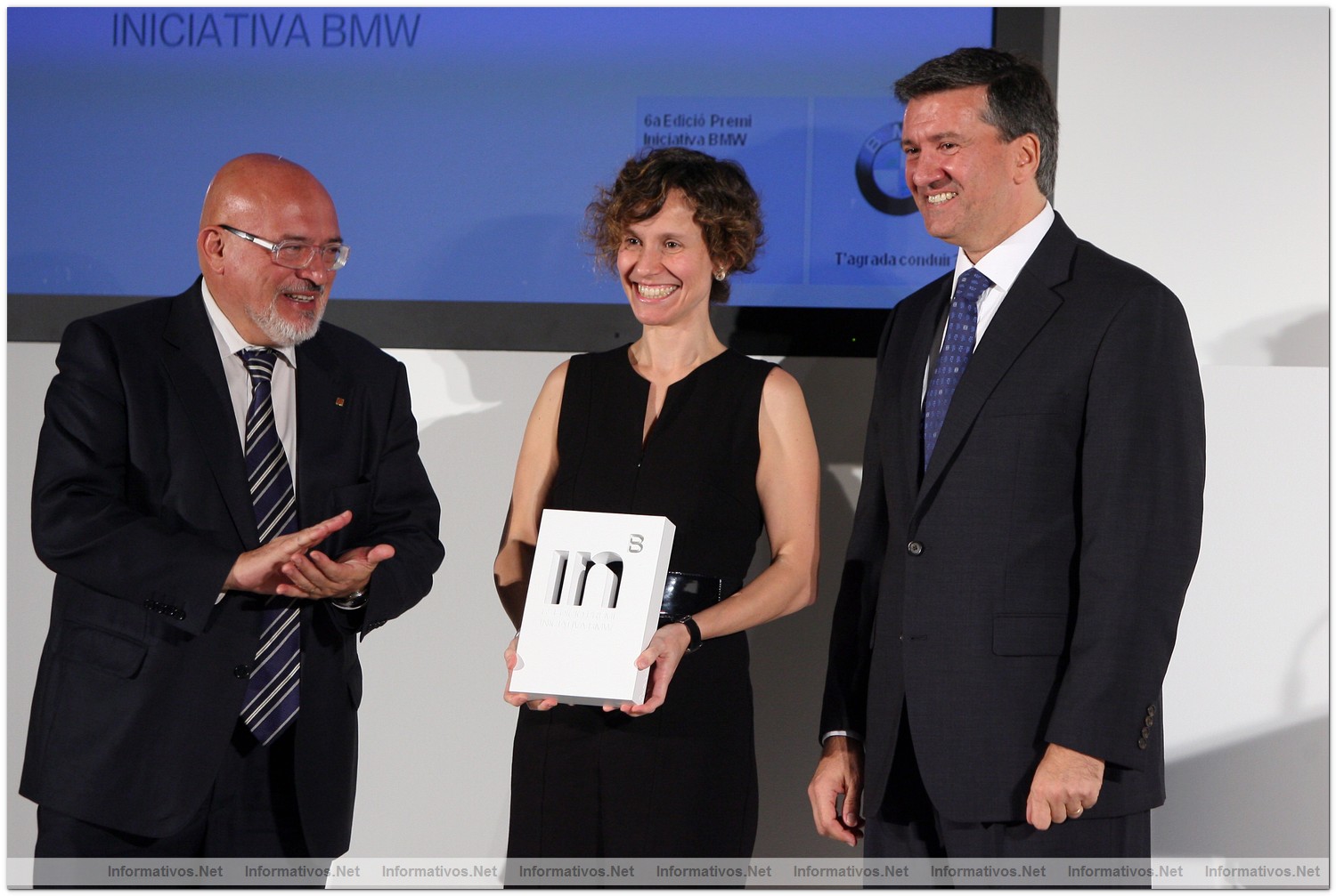BCN26OCT010.- Premio Iniciativa BMW 2010. Josep Huguet (Dpto. Innovación del Govern de Cataluña), Dra. Cristina Quiles (Neuroscience Technologies) y Eduardo Villaverde (Pte. BMW España)