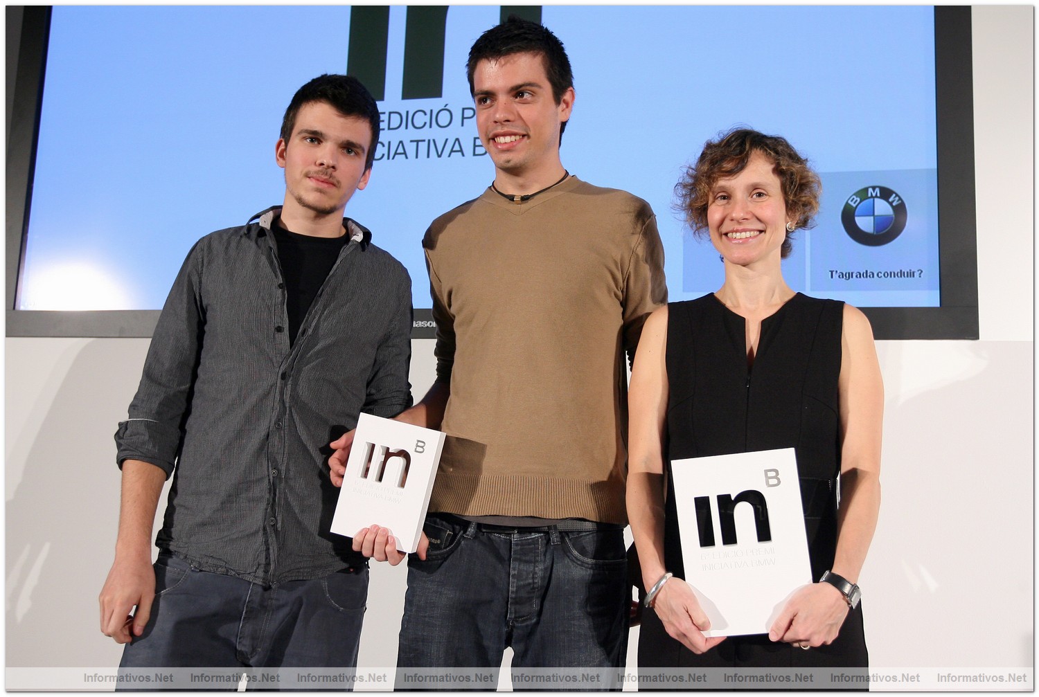 BCN26OCT010.- Premio Iniciativa BMW 2010. Marc Cercós y Pau García Milá (eye os),  y la Dra. Cristina Quiles (Neuroscience Technologies)