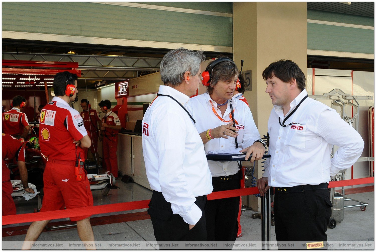 Abu Dhabi NOV010.- Primeros tests oficiales de las escuderas de F1 con los neumticos Pirelli