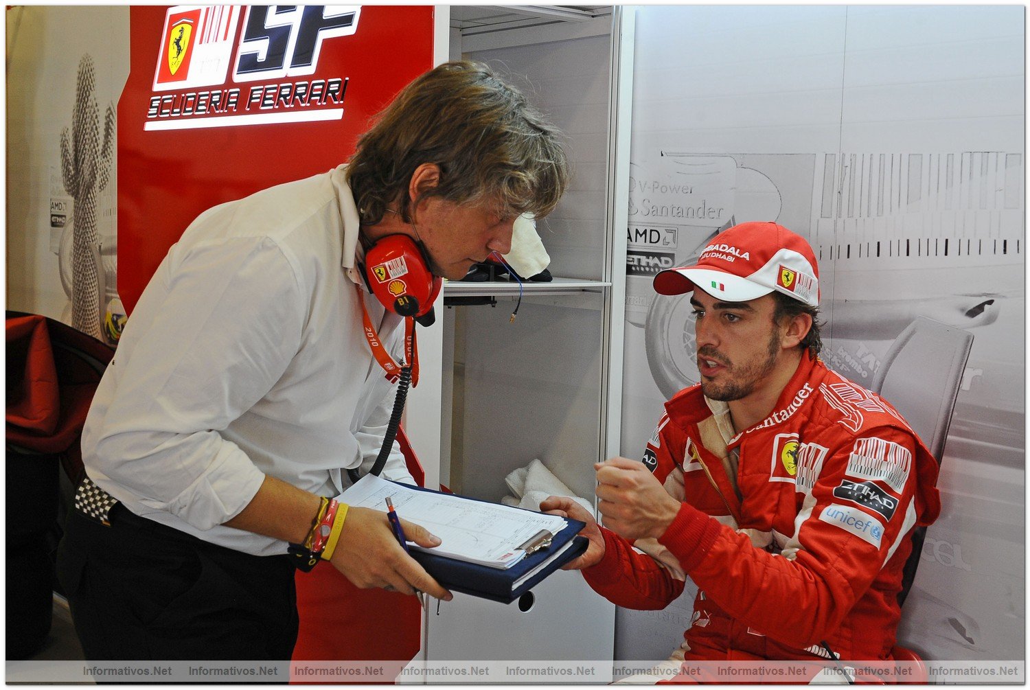 Abu Dhabi NOV010.- Primeros tests oficiales de las escuderas de F1 con los neumticos Pirelli