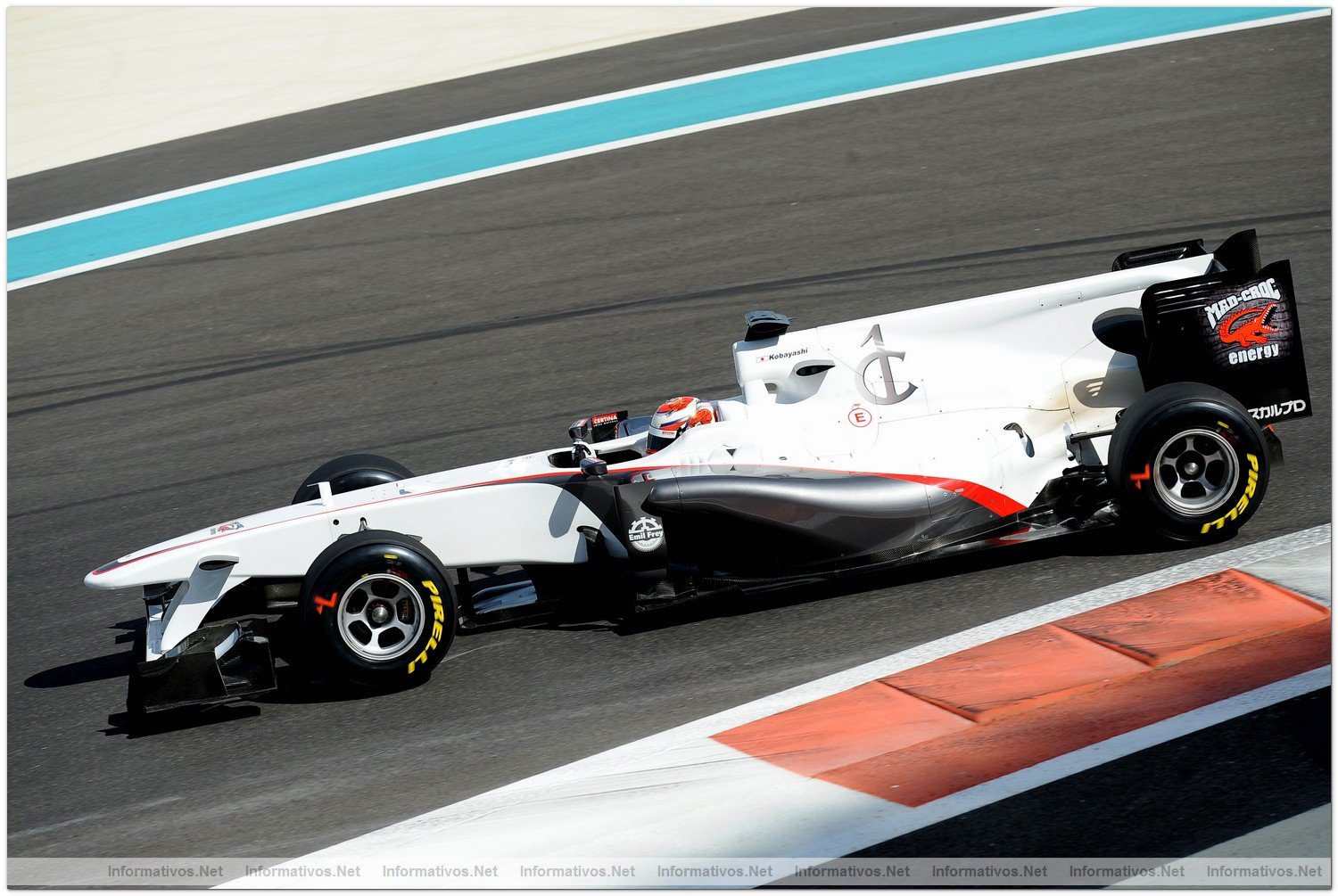 Abu Dhabi NOV010.- Primeros tests oficiales de las escuderas de F1 con los neumticos Pirelli