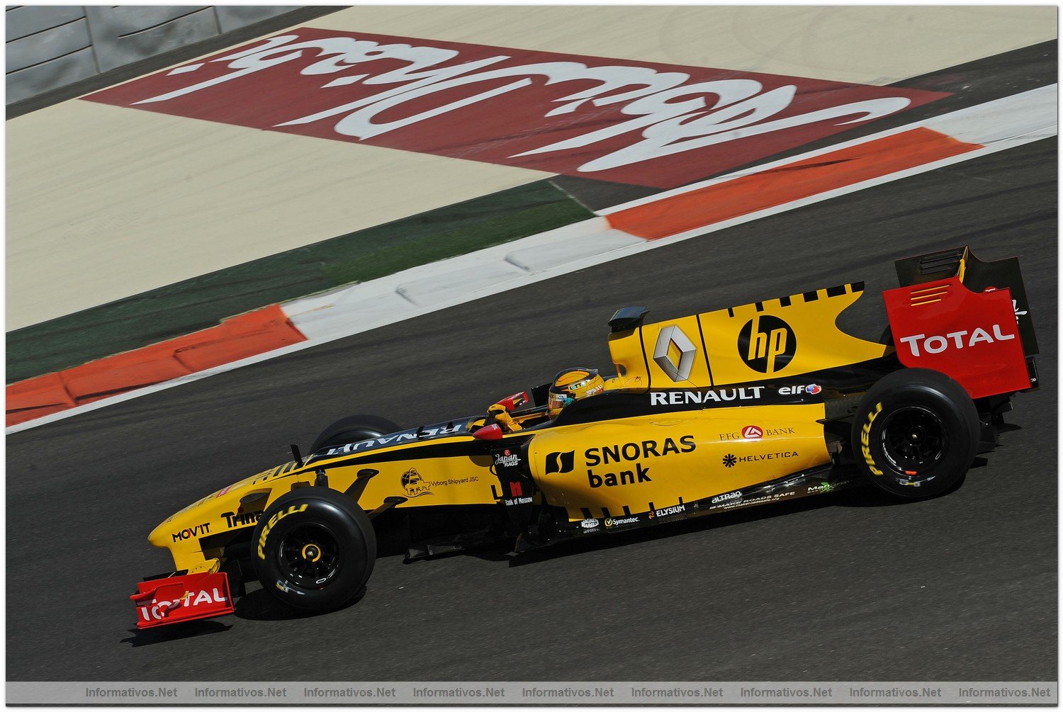Abu Dhabi NOV010.- Primeros tests oficiales de las escuderas de F1 con los neumticos Pirelli