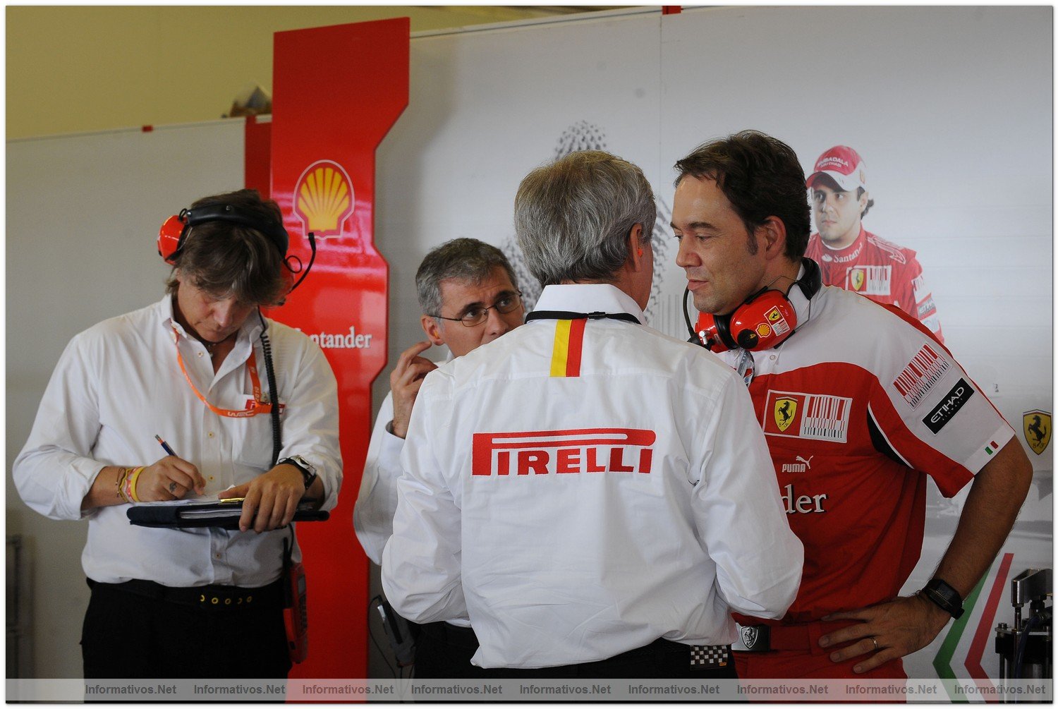 Abu Dhabi NOV010.- Primeros tests oficiales de las escuderas de F1 con los neumticos Pirelli