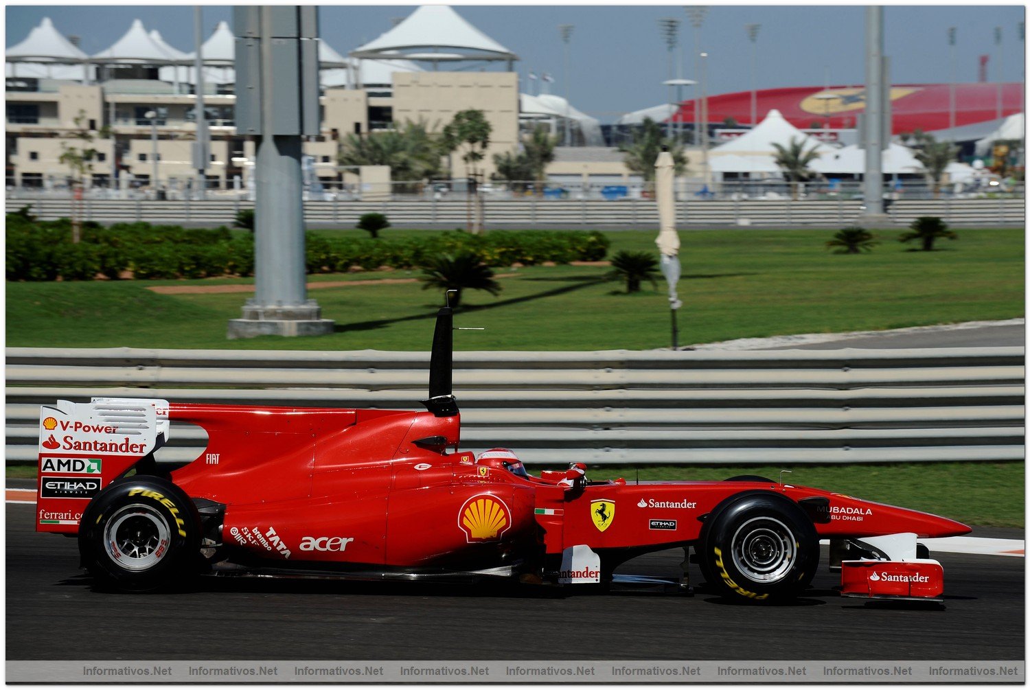 Abu Dhabi NOV010.- Primeros tests oficiales de las escuderas de F1 con los neumticos Pirelli