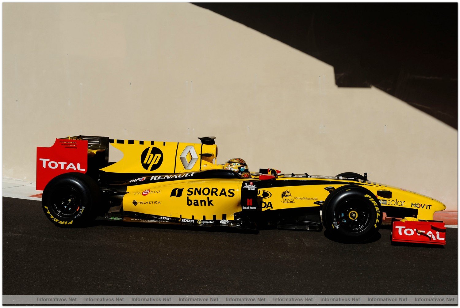 Abu Dhabi NOV010.- Primeros tests oficiales de las escuderas de F1 con los neumticos Pirelli