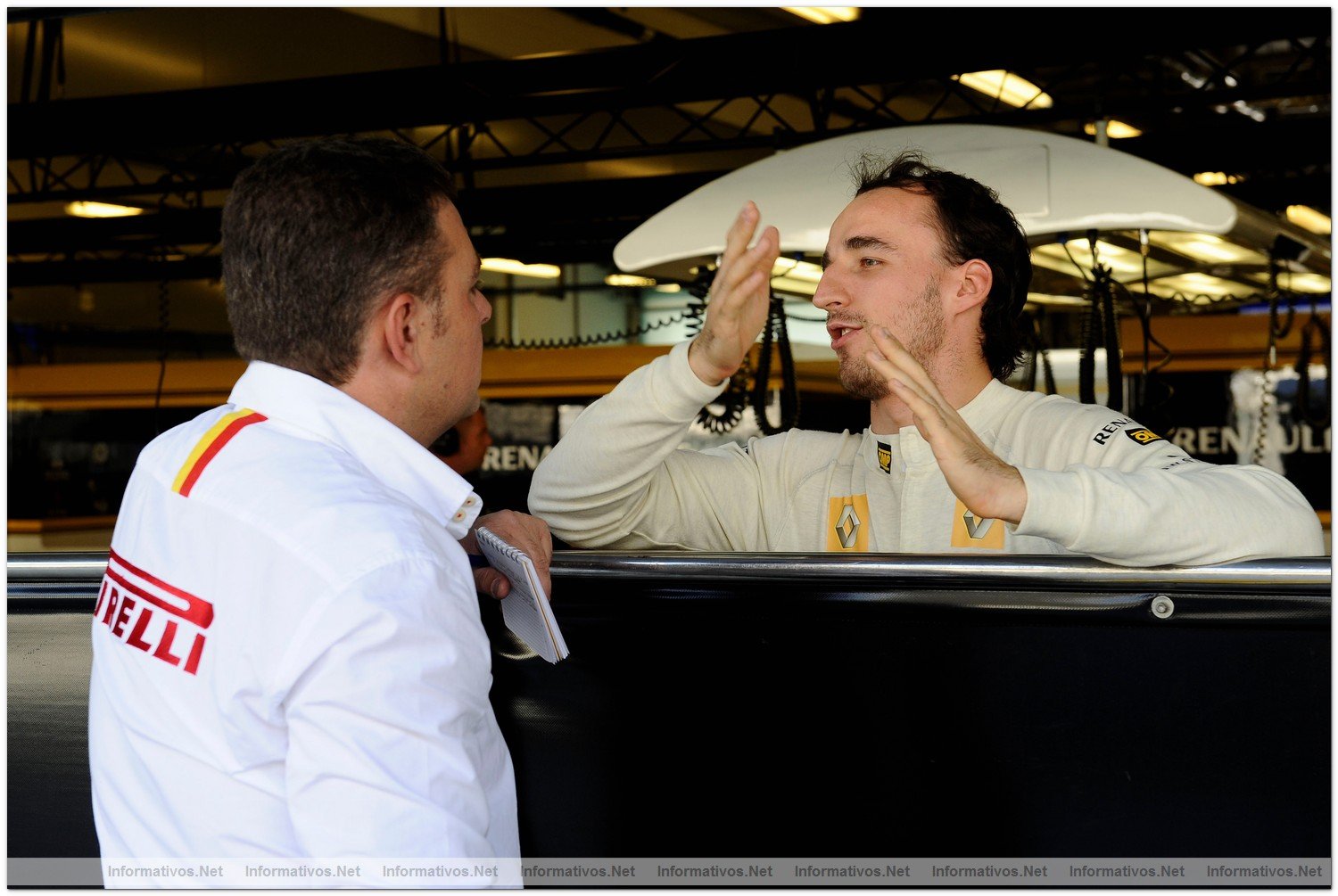 Abu Dhabi NOV010.- Primeros tests oficiales de las escuderas de F1 con los neumticos Pirelli
