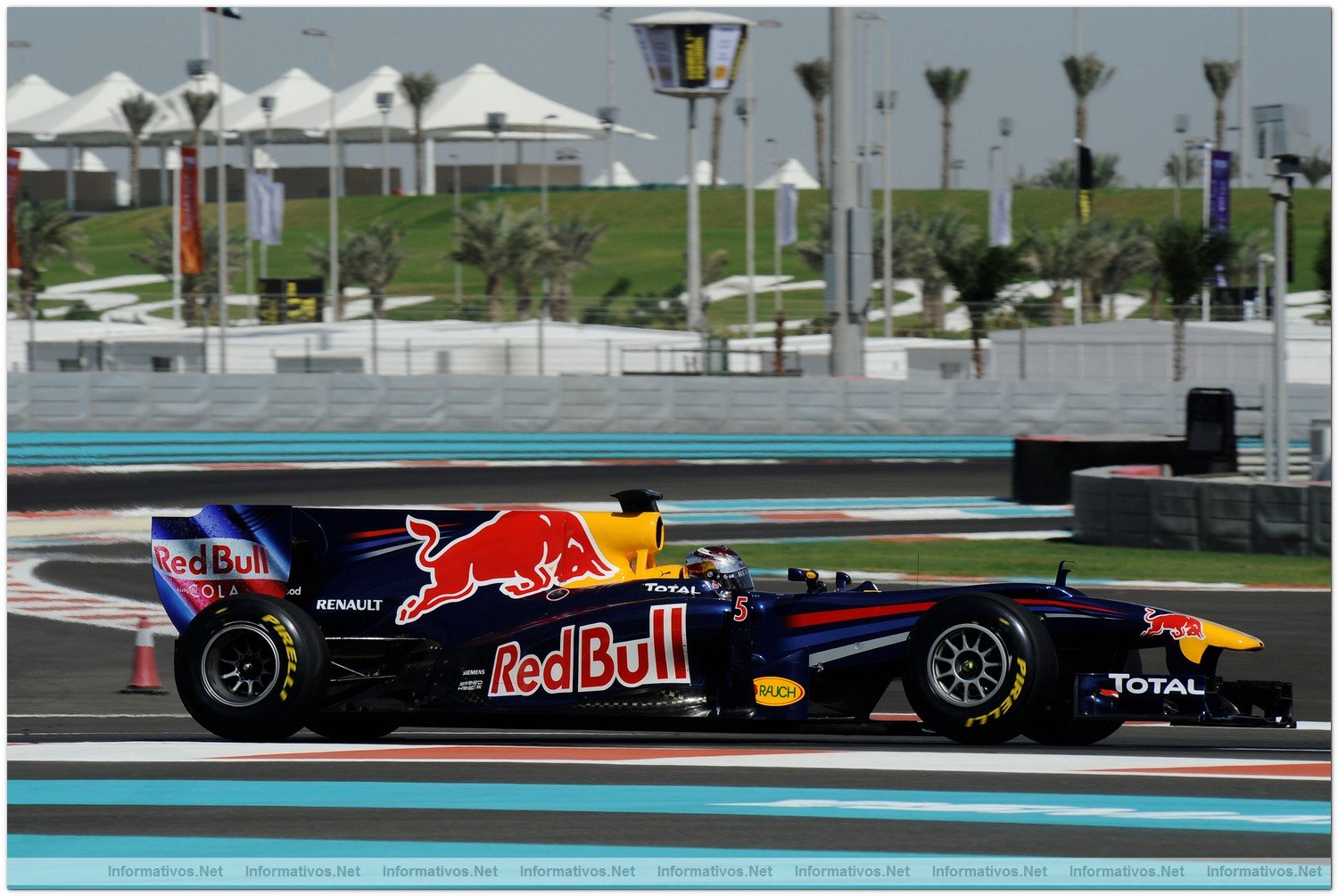 Abu Dhabi NOV010.- Primeros tests oficiales de las escuderas de F1 con los neumticos Pirelli