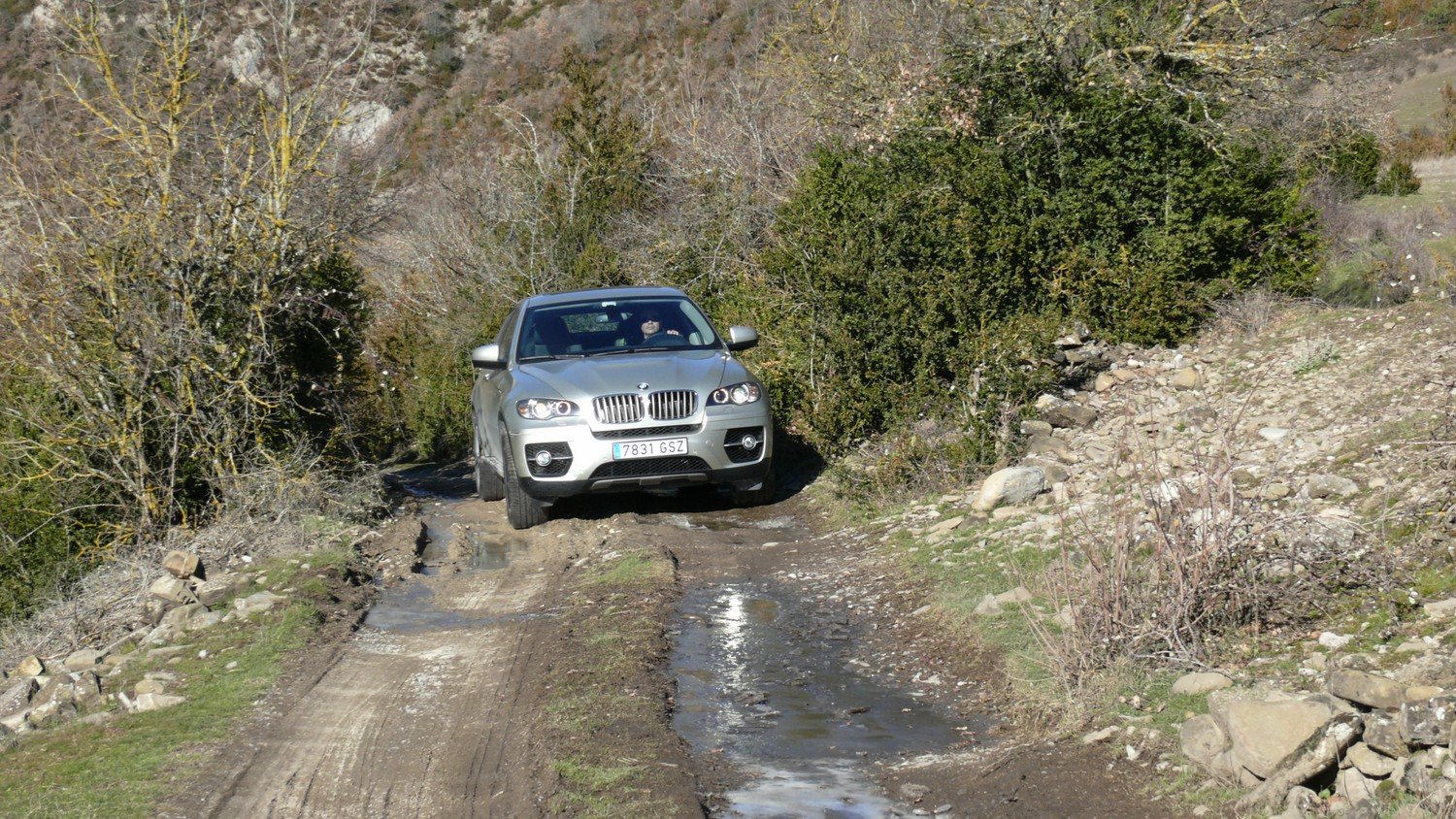 DIC2010.- Prueba Dinmica Informativos.Net del BMW X6 Active Hybrid