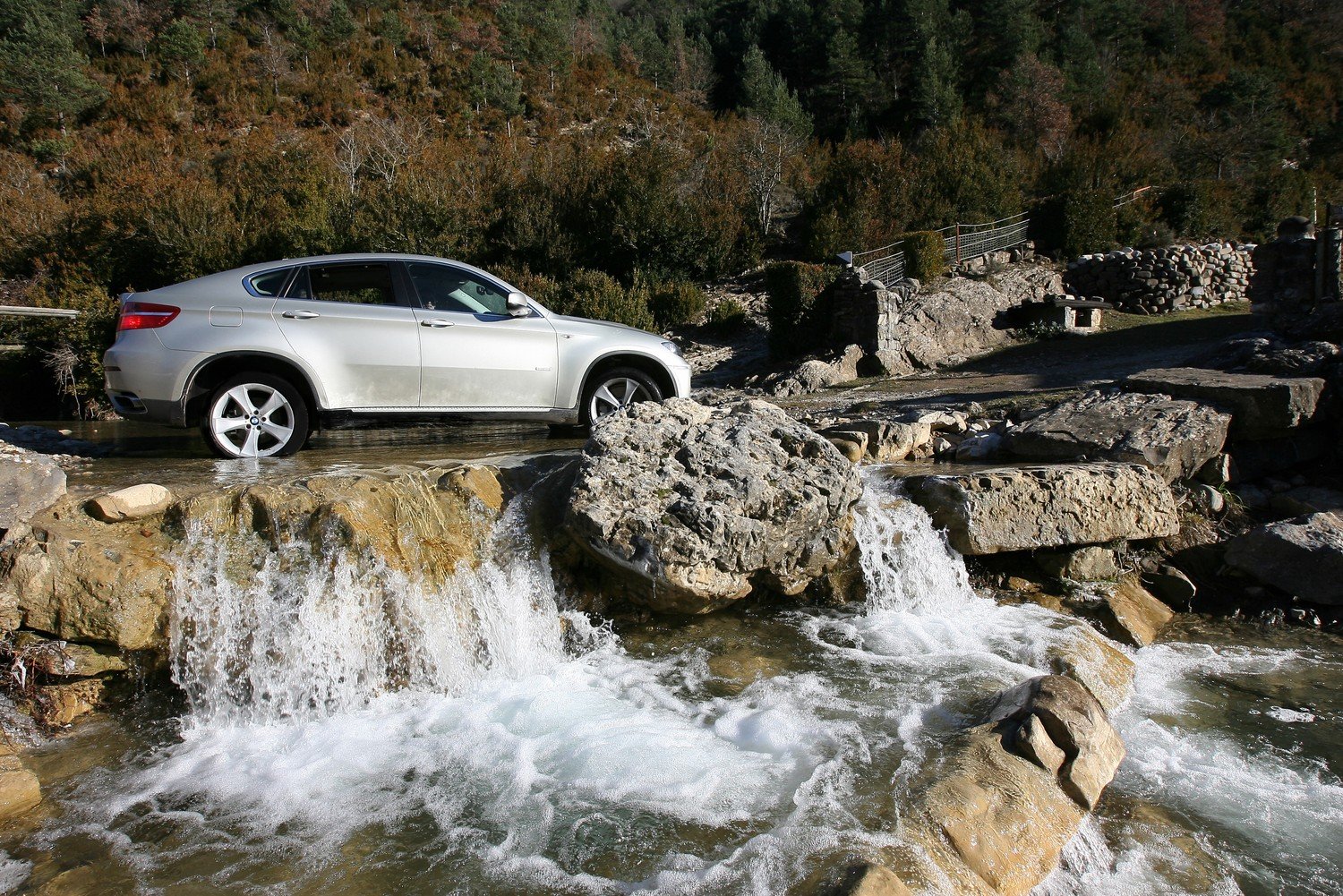 DIC2010.- Prueba Dinmica Informativos.Net del BMW X6 Active Hybrid
