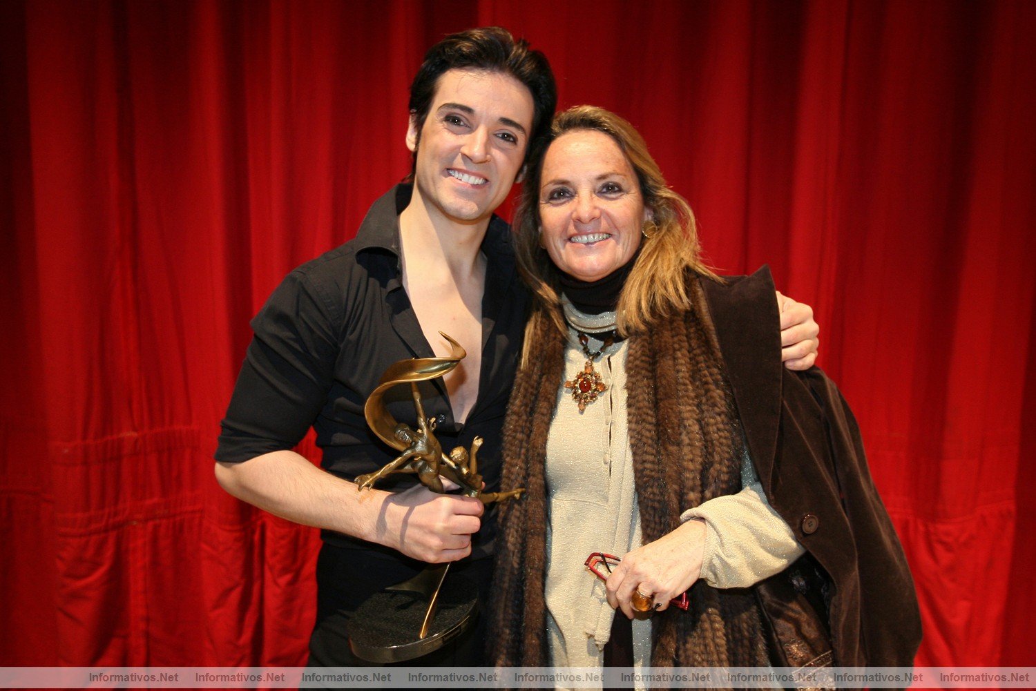 BCN21ENE2011.- Premier Angel Corella en el Teatro Tvoli.  ngel Corella con Helena Rakosnik