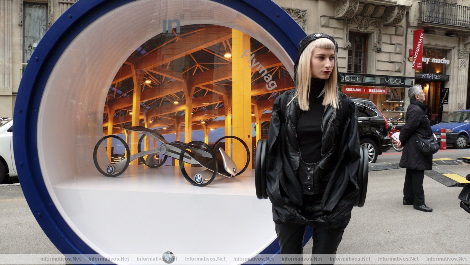 BCN19ENE011.- El traje que te transporta: las nuevas ideas para modelos de movilidad innovadores. Una iniciativa del Instituto Europeo di Design y BMW.