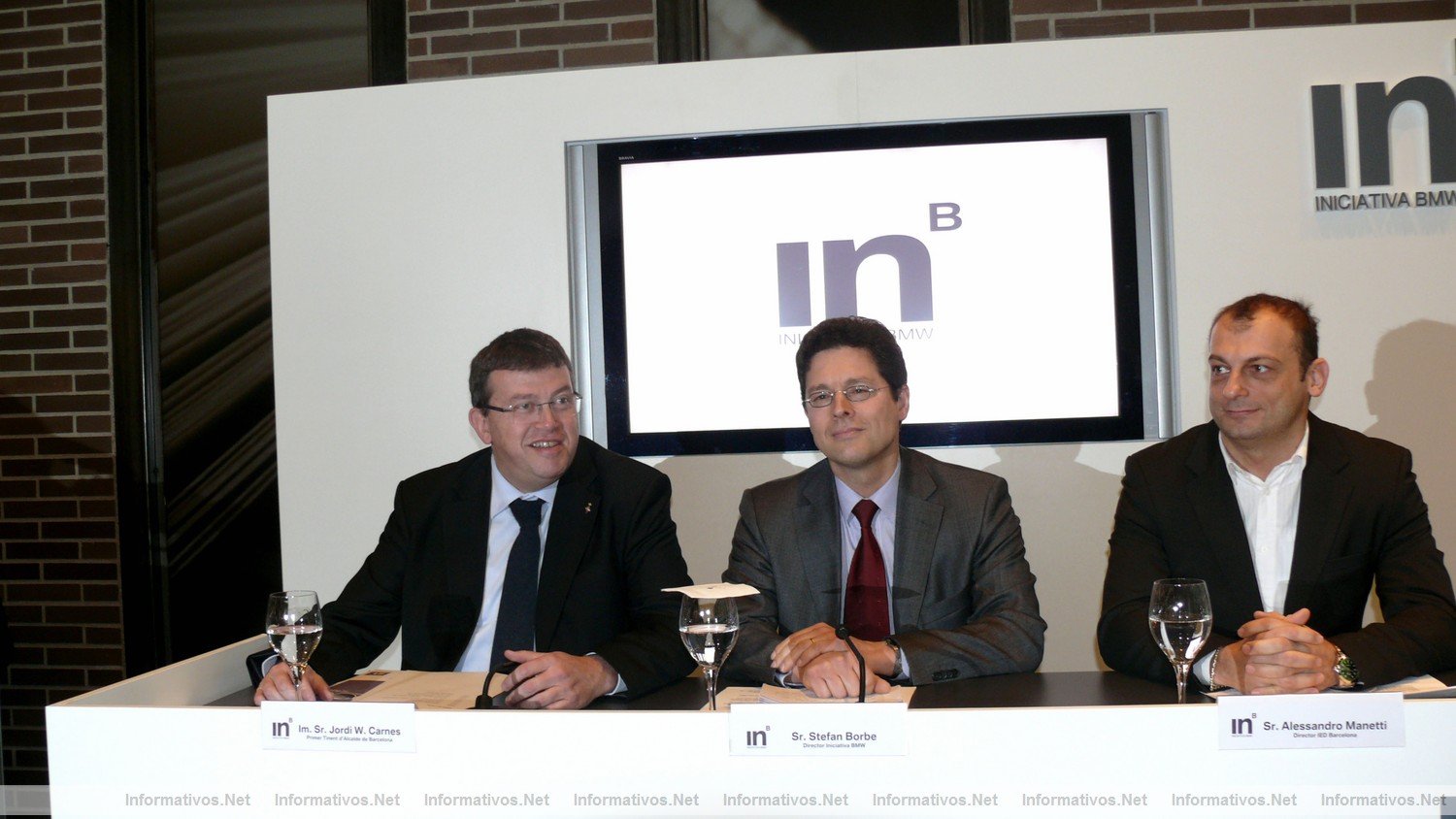 BCN19ENE011.- El traje que te transporta: las nuevas ideas para modelos de movilidad innovadores. Una iniciativa del Instituto Europeo di Design y BMW.