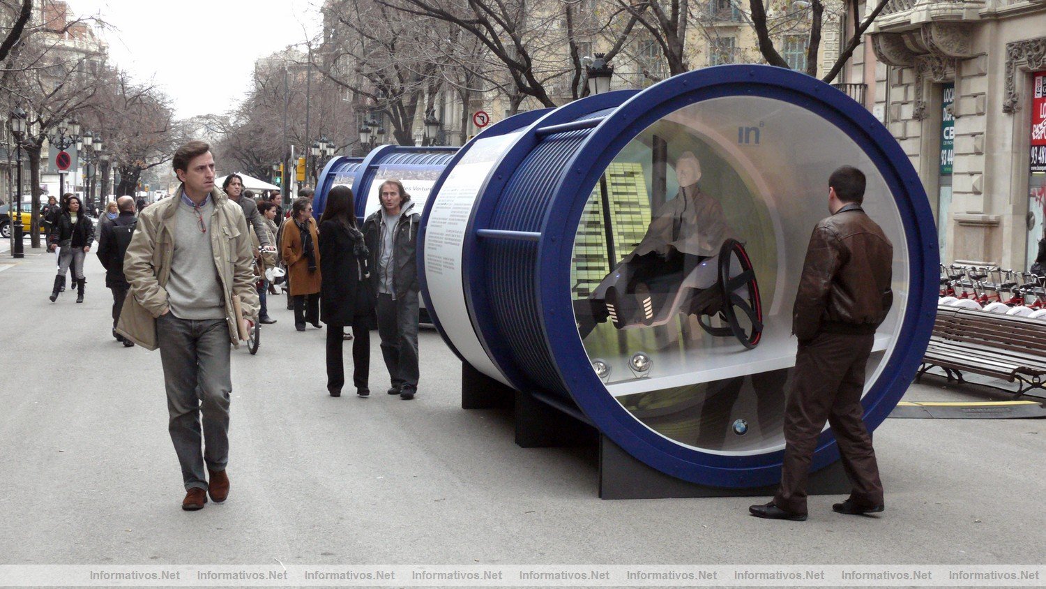 BCN19ENE011.- El traje que te transporta: las nuevas ideas para modelos de movilidad innovadores. Una iniciativa del Instituto Europeo di Design y BMW.