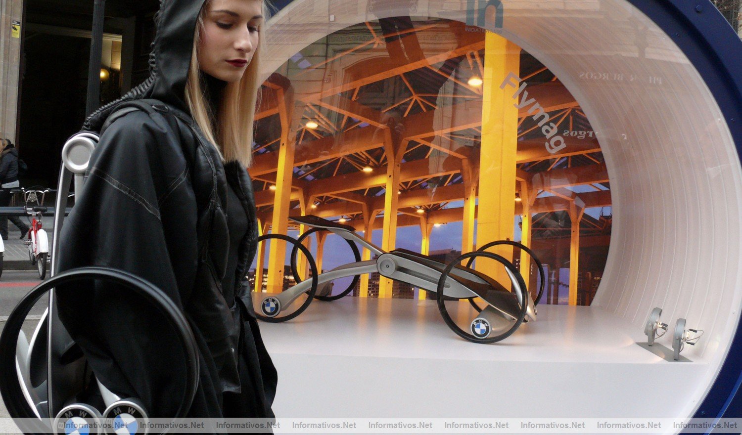 BCN19ENE011.- El traje que te transporta: las nuevas ideas para modelos de movilidad innovadores. Una iniciativa del Instituto Europeo di Design y BMW.