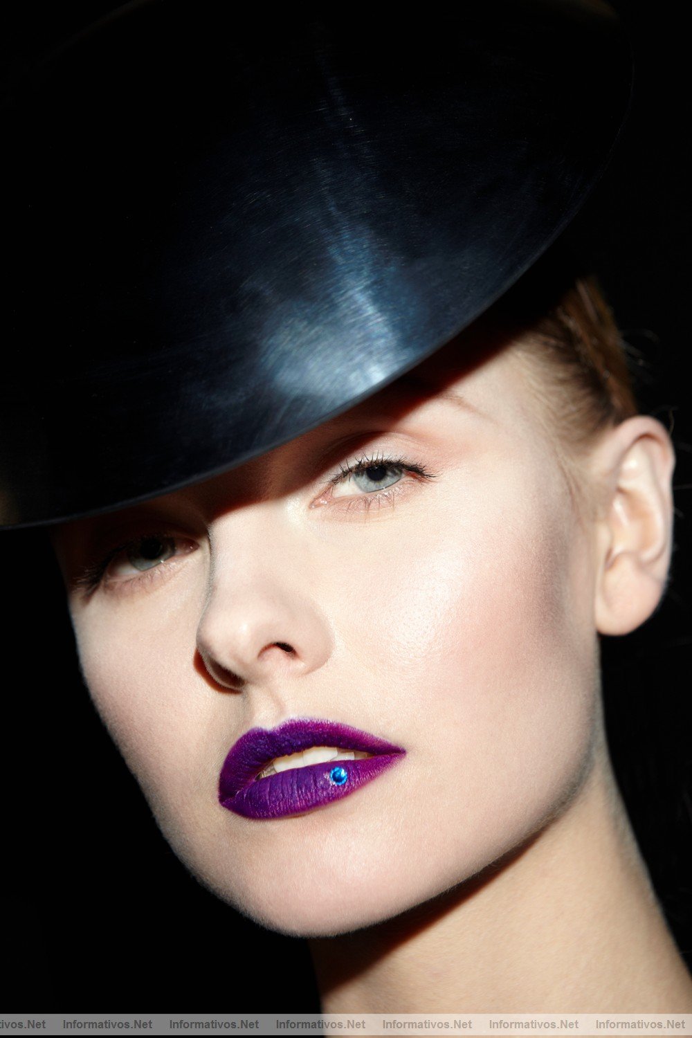 Los labios joya del maquillaje verano 2011 de Giorgio Armani