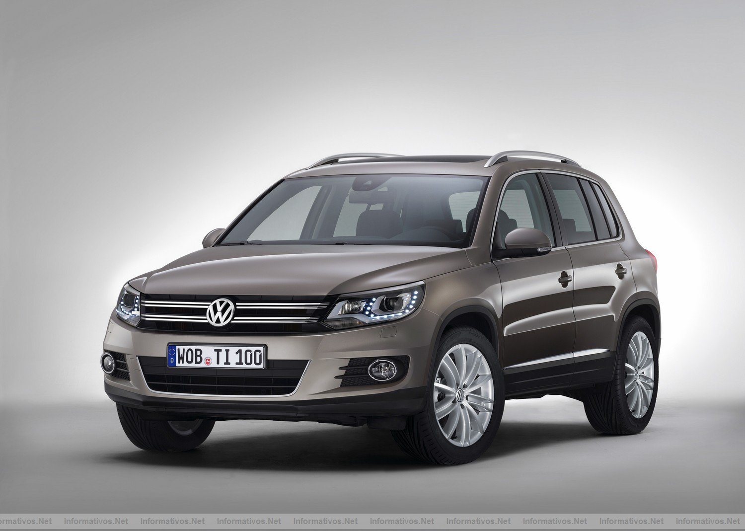 El nuevo Tiguan, que har su premiere mundial en el Saln del Automvil de Ginebra, el prximo 1 de marzo de 2011, llegar a nuestro mercado en la segunda mitad de ao.