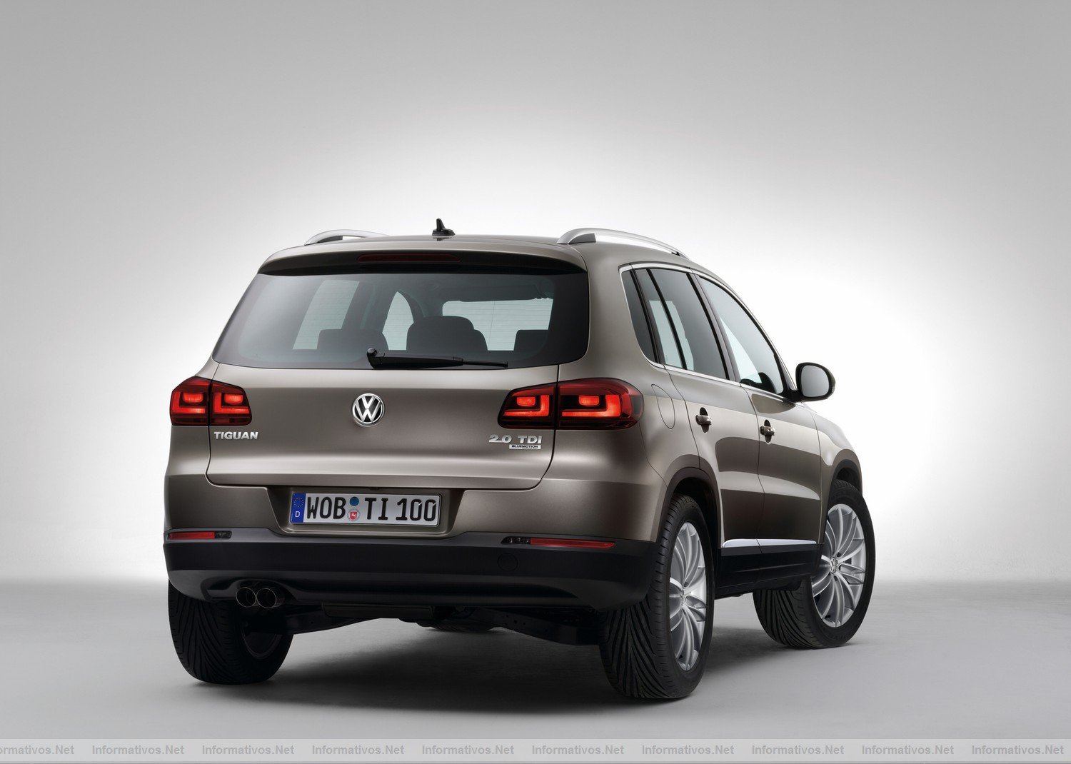 El nuevo Tiguan, que har su premiere mundial en el Saln del Automvil de Ginebra, el prximo 1 de marzo de 2011, llegar a nuestro mercado en la segunda mitad de ao.