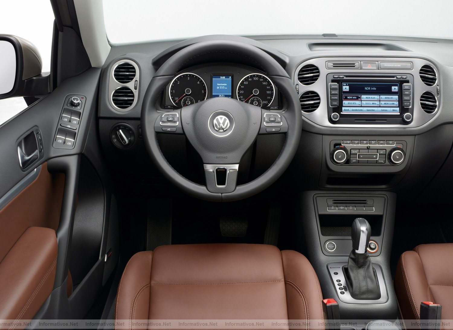 El nuevo Tiguan, que har su premiere mundial en el Saln del Automvil de Ginebra, el prximo 1 de marzo de 2011, llegar a nuestro mercado en la segunda mitad de ao.