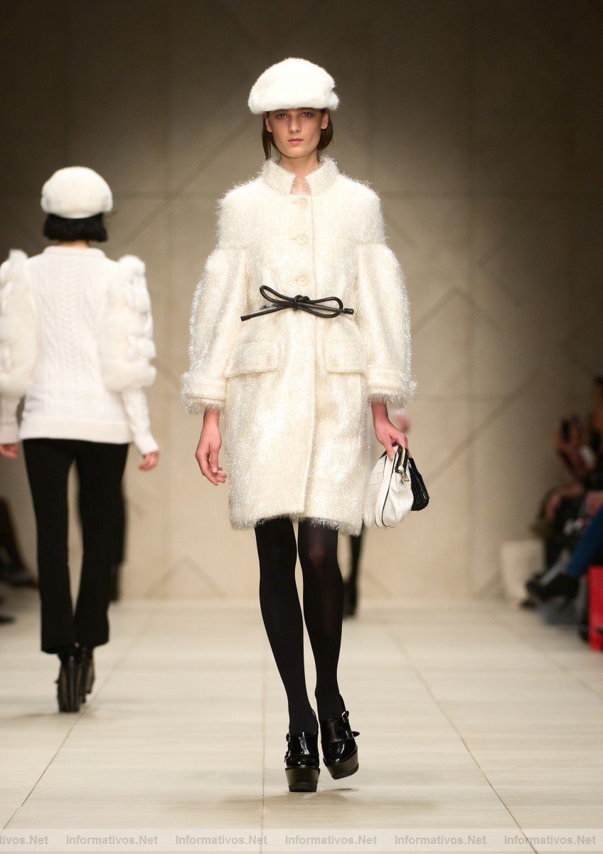 Burberry Prorsum Womenswear Autumn Winter 2011