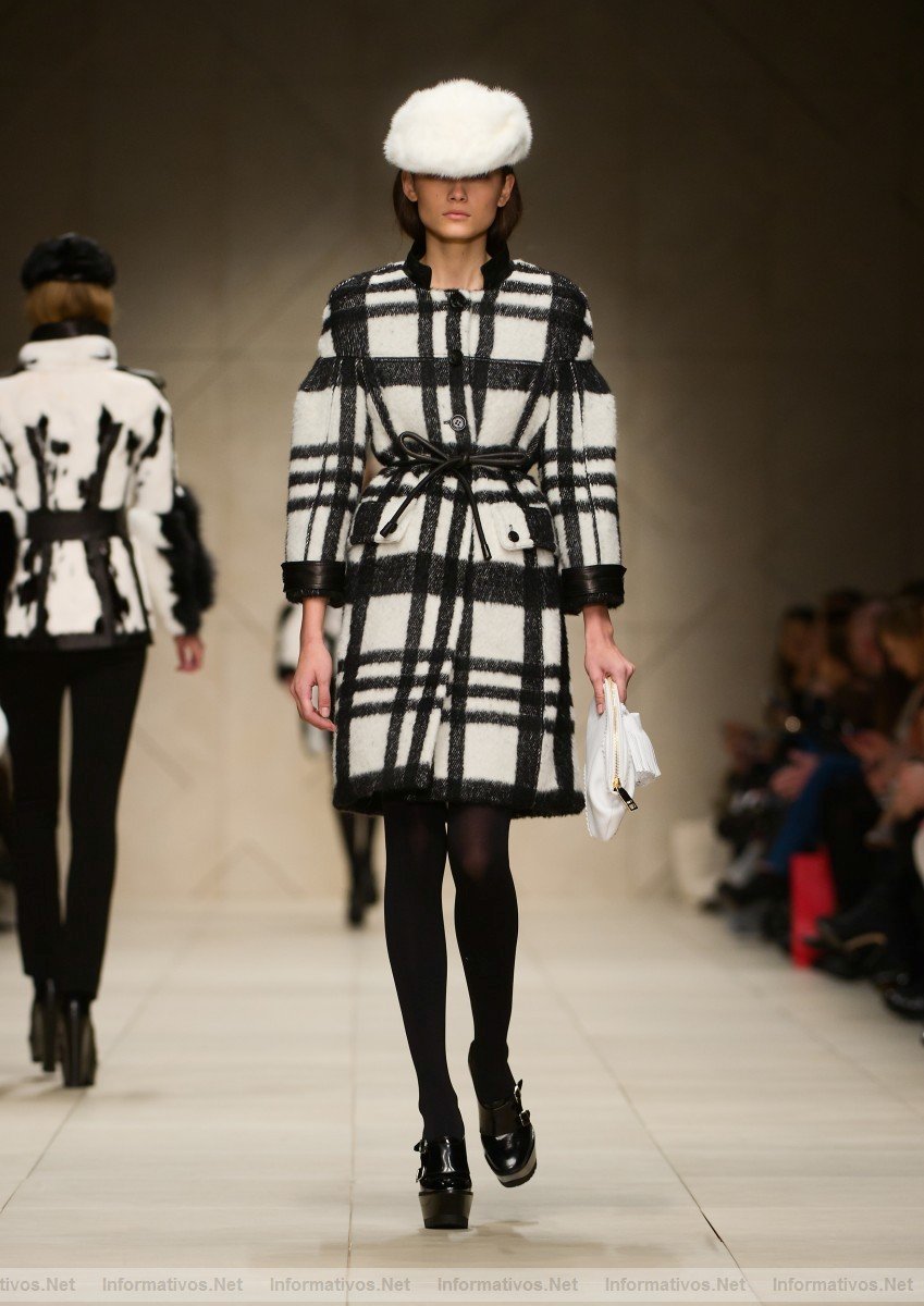 Burberry Prorsum Womenswear Autumn Winter 2011
