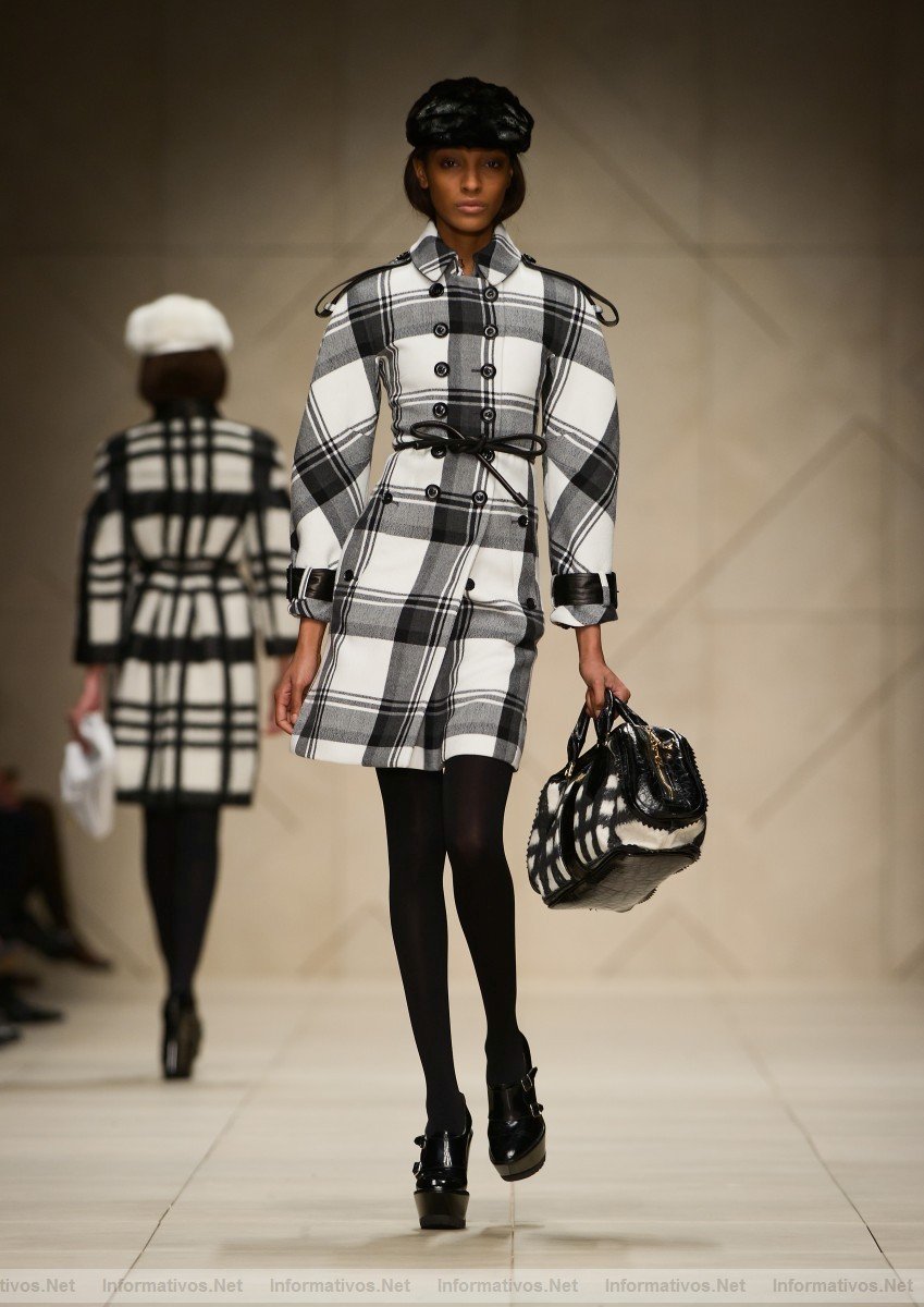 Burberry Prorsum Womenswear Autumn Winter 2011