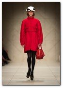 :: Pulse para Ampliar :: Burberry Prorsum Womenswear Autumn Winter 2011