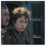 :: Pulse para Ampliar :: Estreno 25 de Marzo 2011: Encontrarás dragones se centra en la investigación que Robert, un periodista, está realizando sobre una serie de acontecimientos acaecidos durante la Guerra Civil Española que tuvieron como protagonistas a su propio padre y a un joven sacerdote, Josemaría Escrivá de Balaguer.
