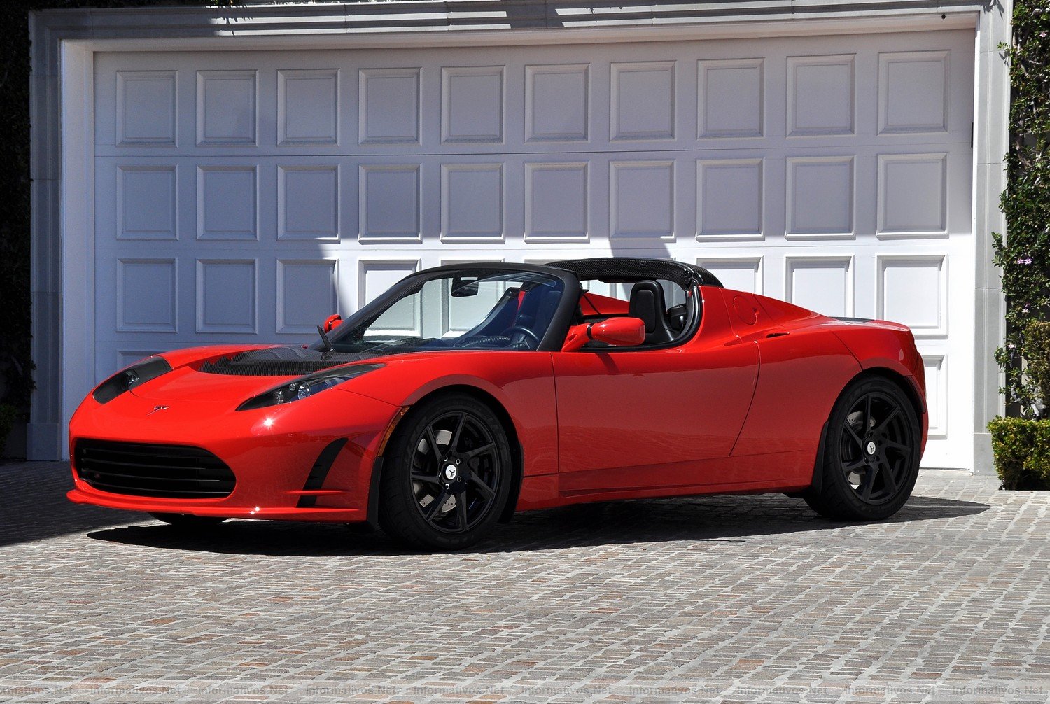 El Tesla Roadster vuelve a ganar en el 5 Monte Carlo Alternative Energy Rally