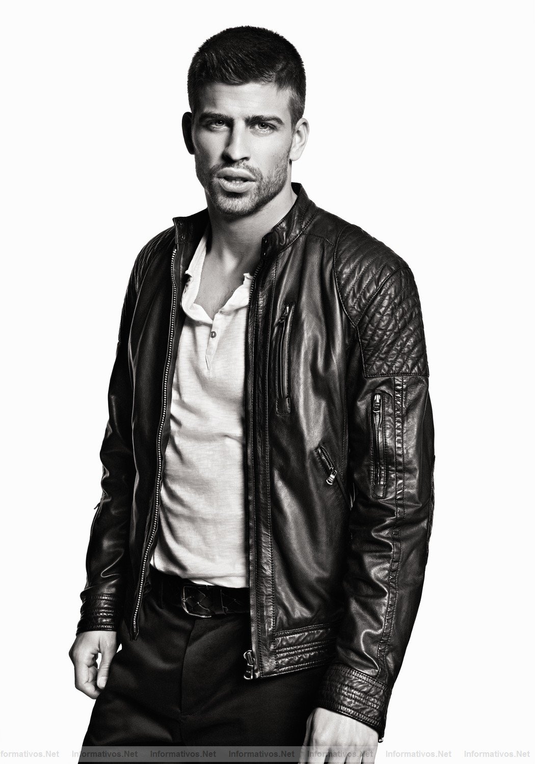 Imagen de la Campaa MNG 2011 con Gerard Piqu