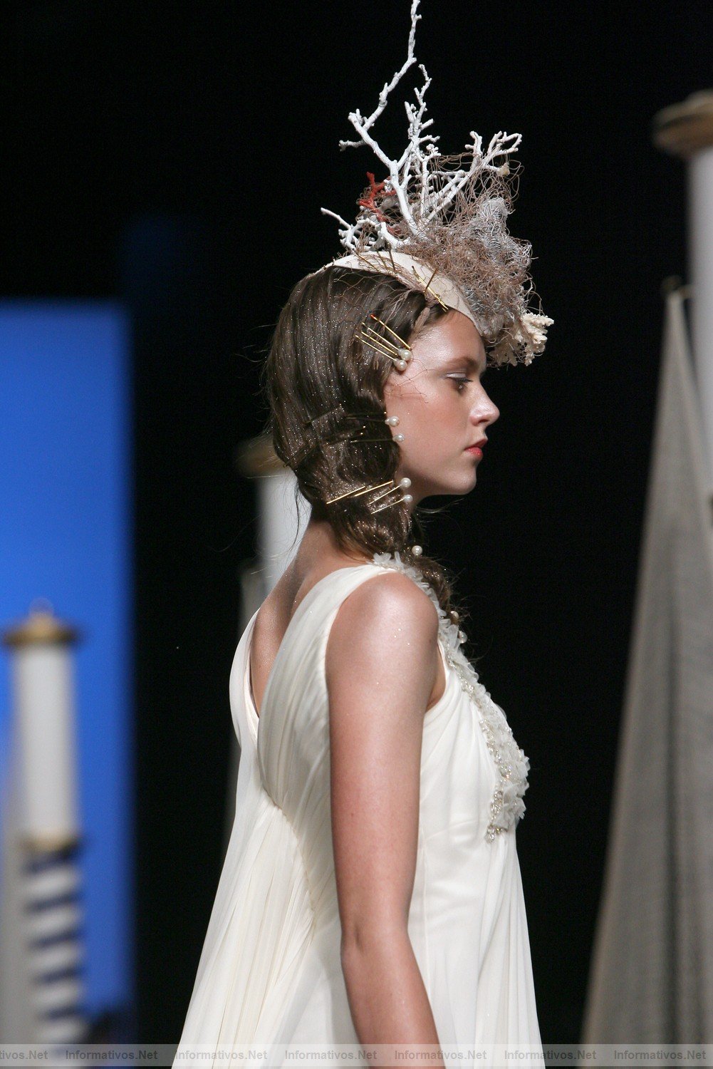 BCN10MAY011.- Barcelona Bridal Week - Victorio & Lucchino Coleccin 2012