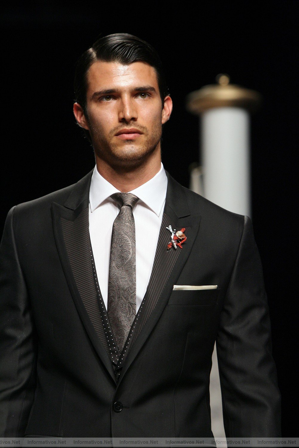 BCN10MAY011.- Barcelona Bridal Week - Victorio & Lucchino Coleccin 2012