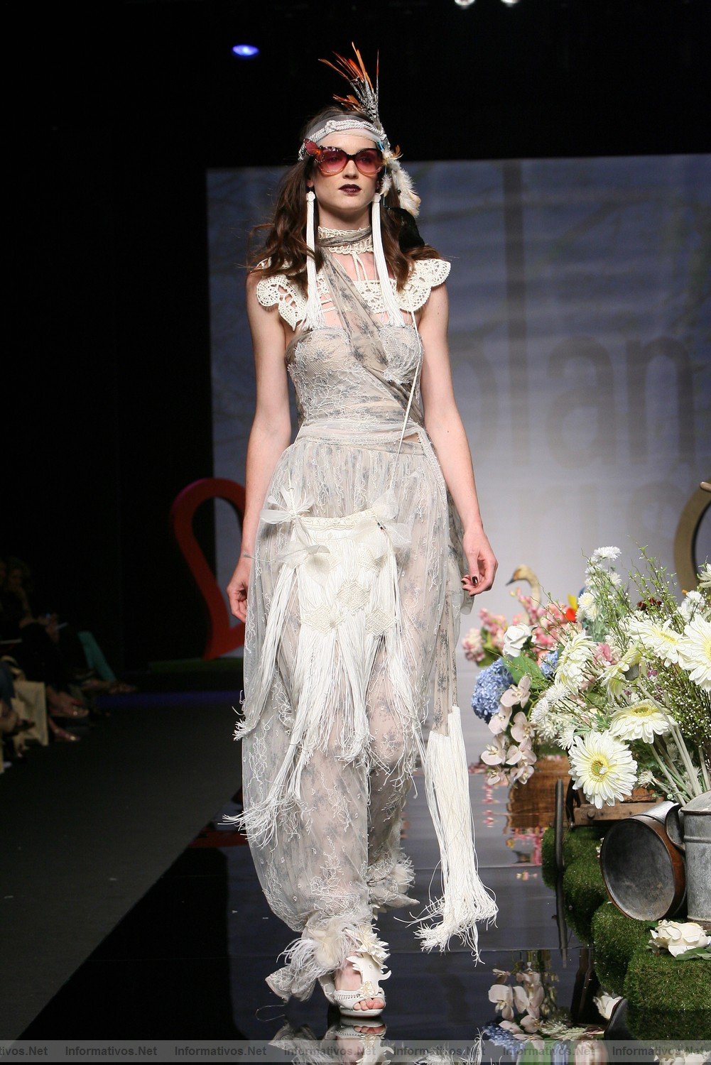 BCN11MAY011.- Barcelona Bridal Week -YolanCris Coleccin 2012