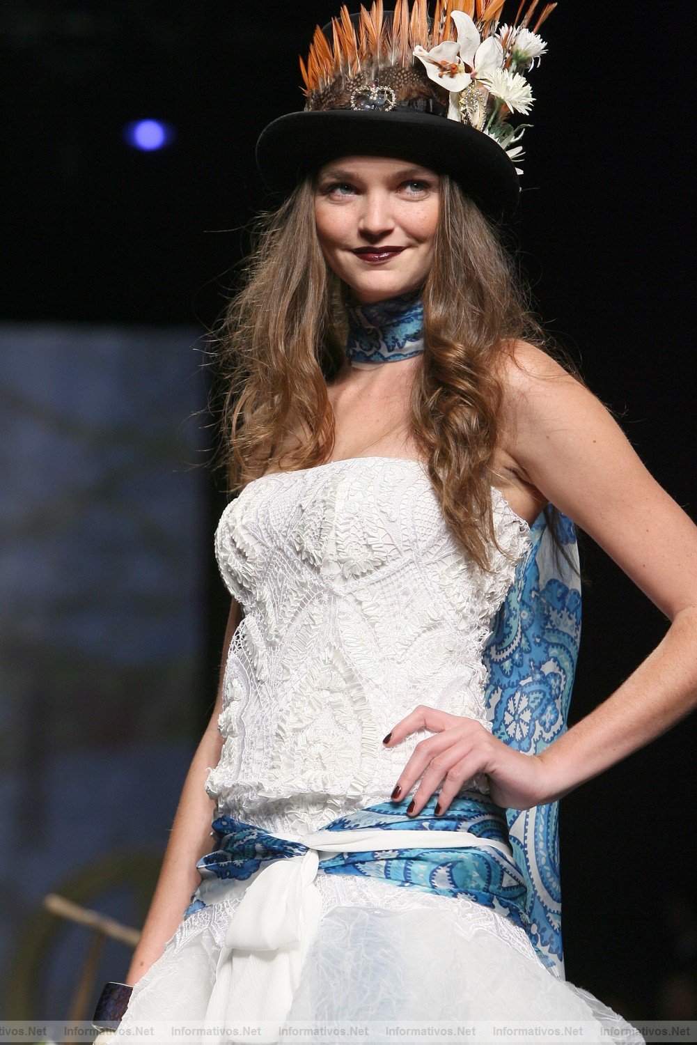 BCN11MAY011.- Barcelona Bridal Week -YolanCris Coleccin 2012