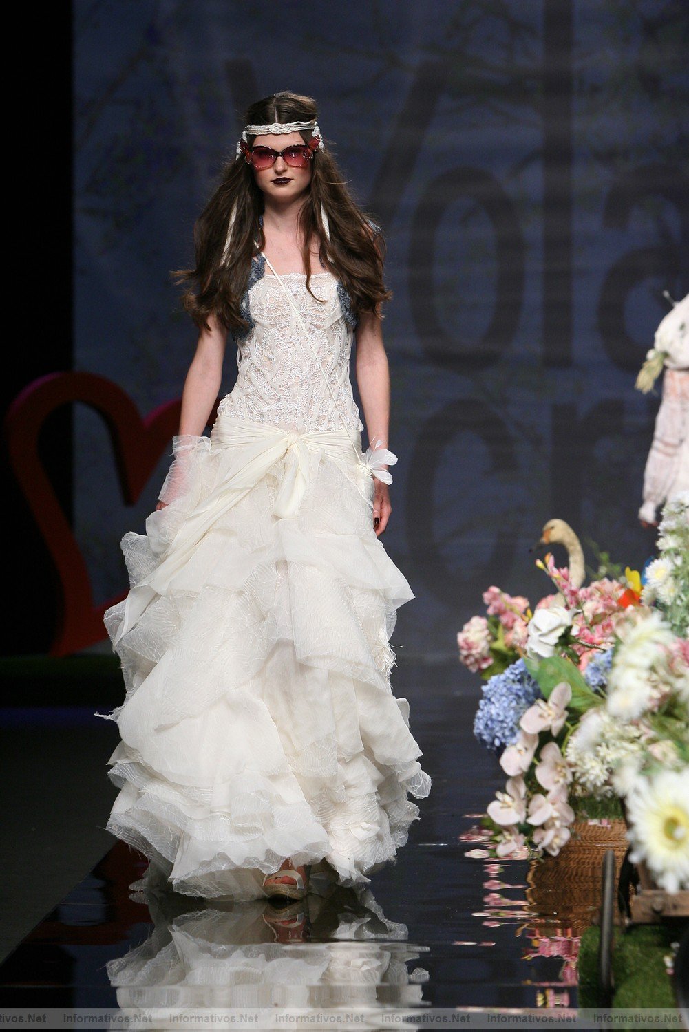BCN11MAY011.- Barcelona Bridal Week -YolanCris Coleccin 2012