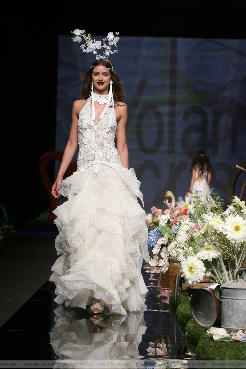 BCN11MAY011.- Barcelona Bridal Week -YolanCris Coleccin 2012