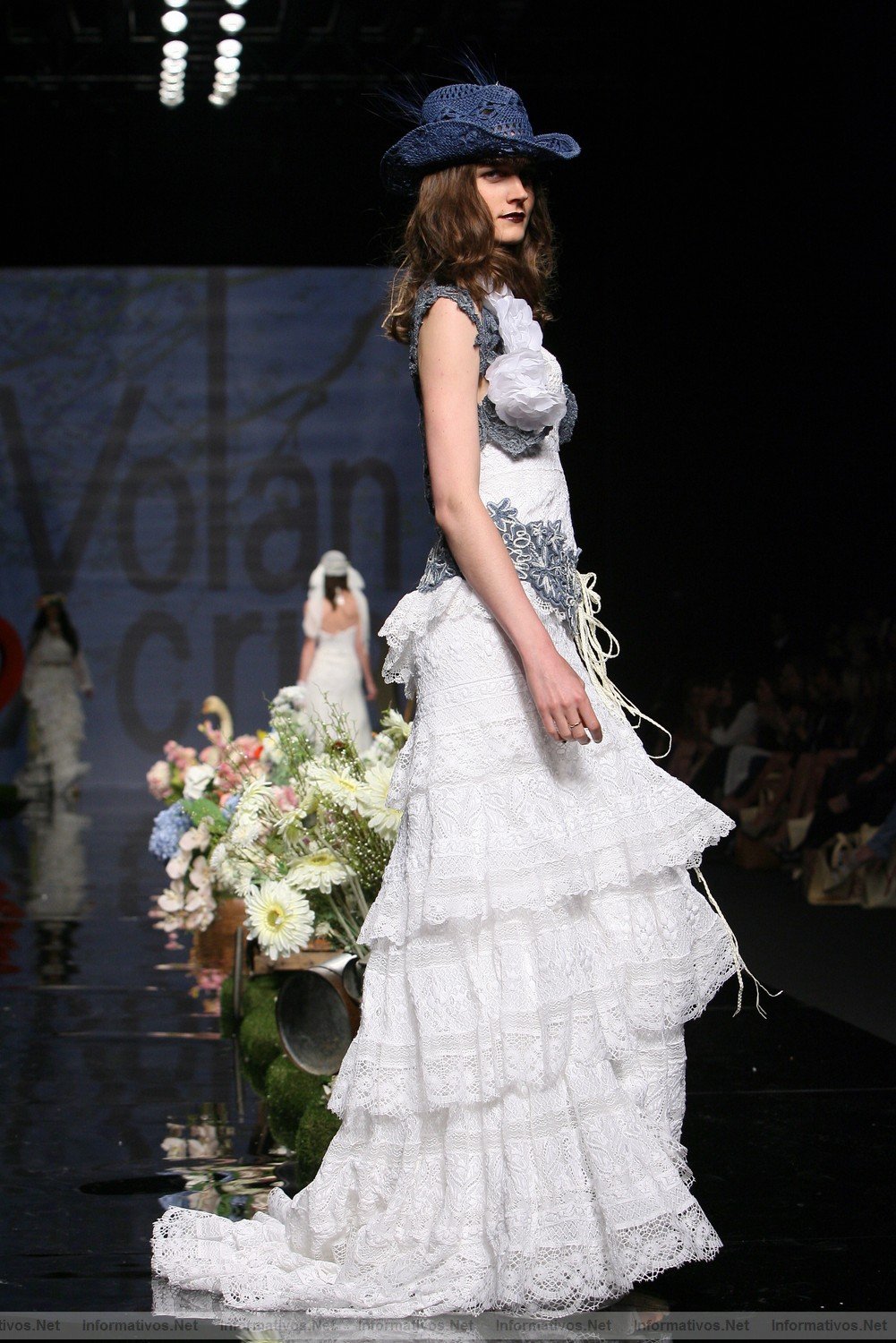 BCN11MAY011.- Barcelona Bridal Week -YolanCris Coleccin 2012