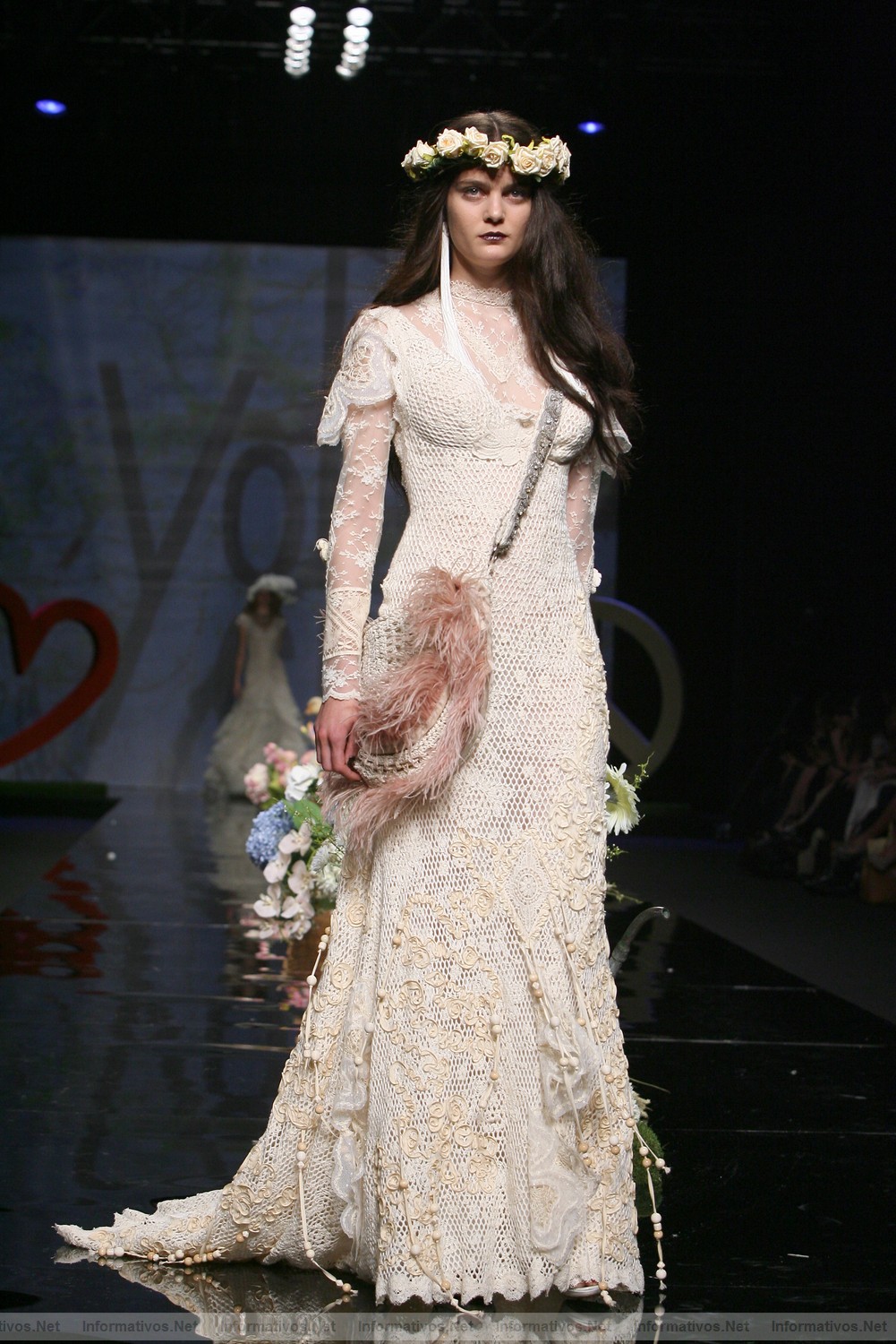 BCN11MAY011.- Barcelona Bridal Week -YolanCris Colecci�n 2012