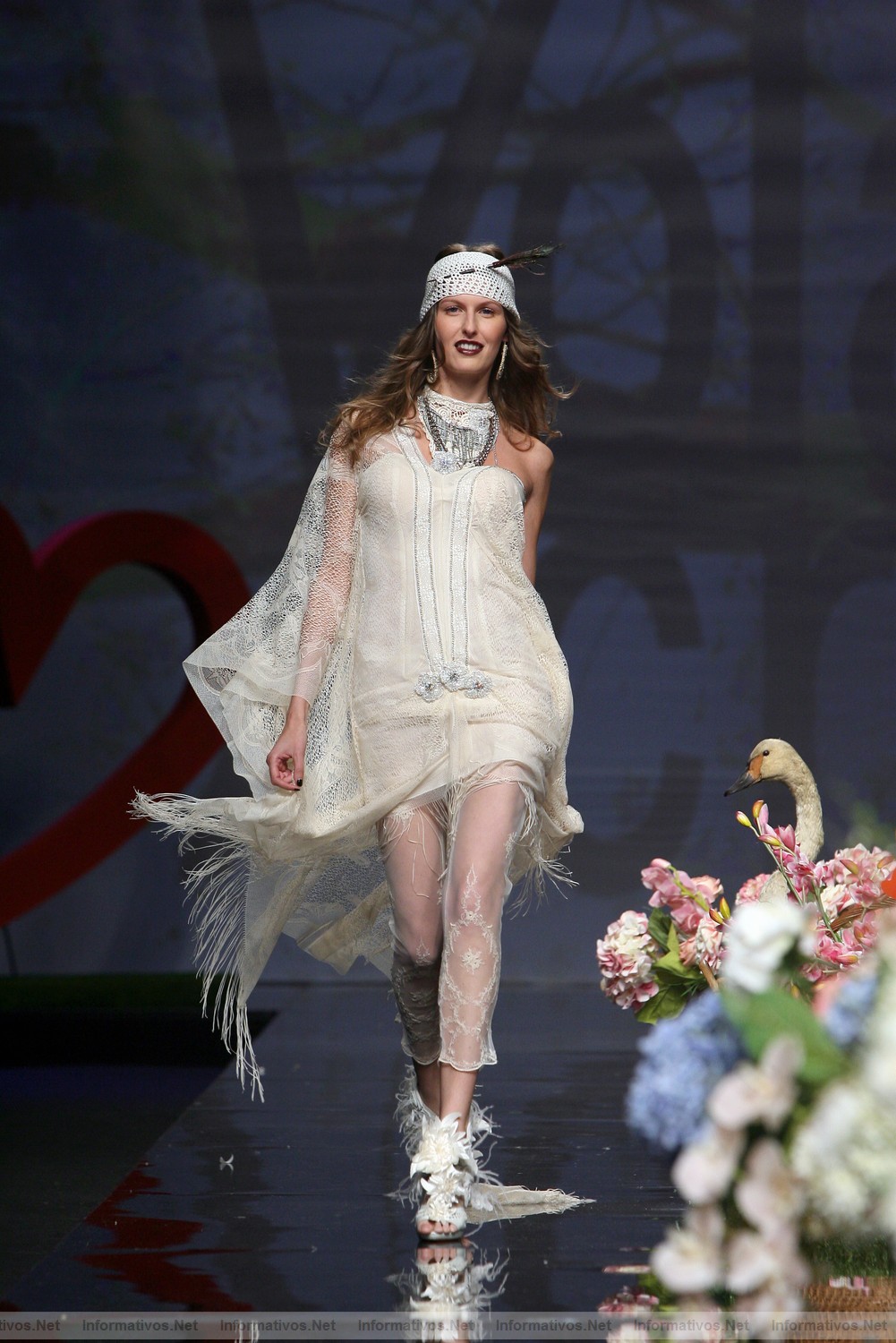 BCN11MAY011.- Barcelona Bridal Week -YolanCris Colecci�n 2012