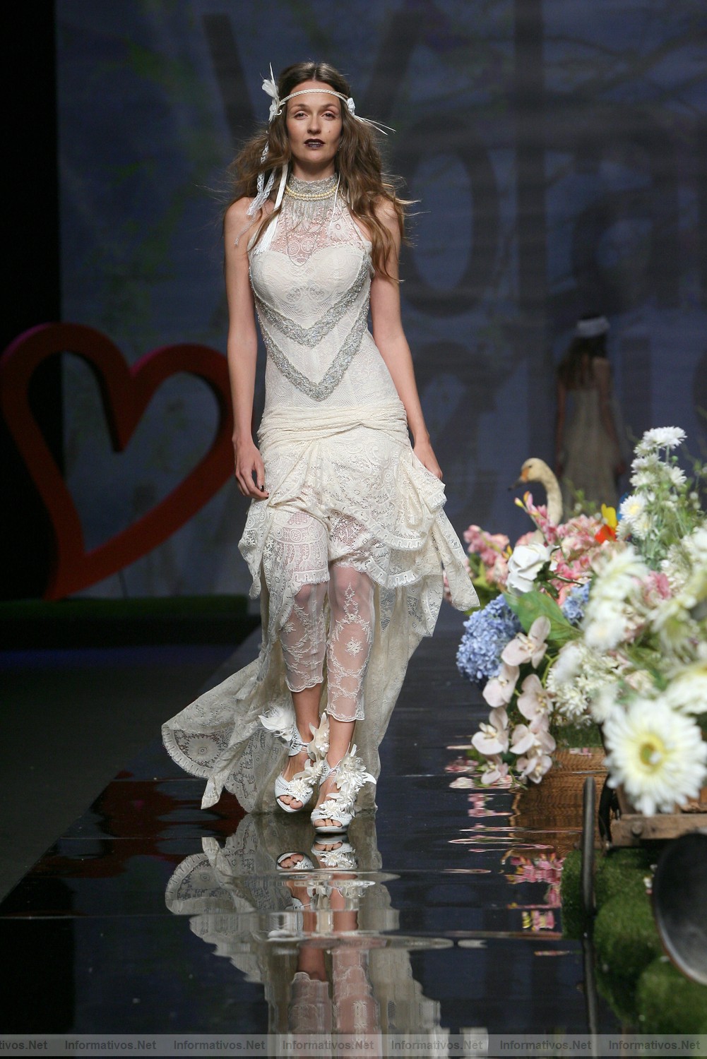 BCN11MAY011.- Barcelona Bridal Week -YolanCris Colecci�n 2012