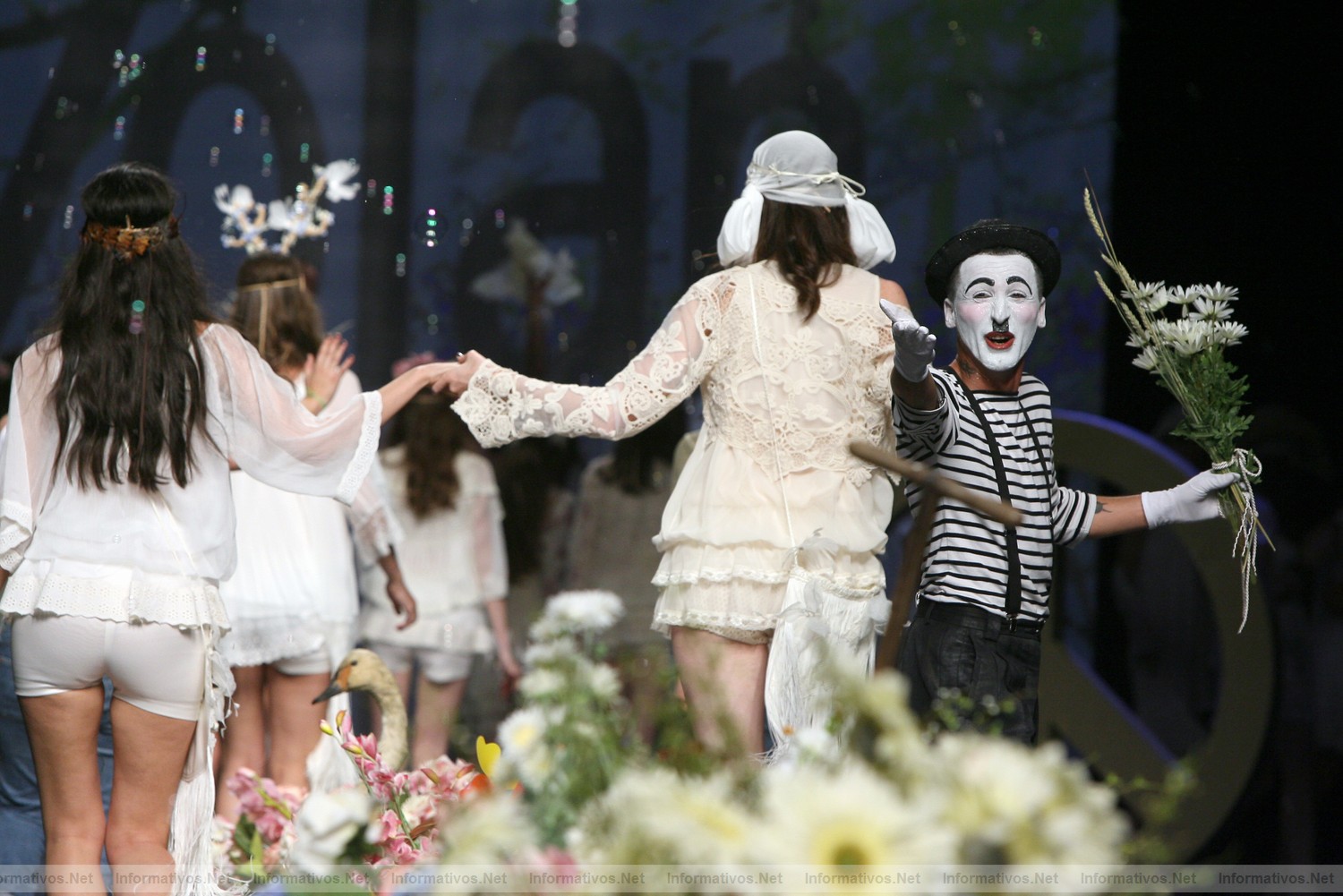 BCN11MAY011.- Barcelona Bridal Week -YolanCris Colecci�n 2012