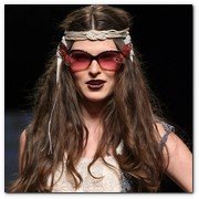 :: Pulse para Ampliar :: BCN11MAY011.- Barcelona Bridal Week -YolanCris Colección 2012