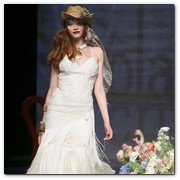 :: Pulse para Ampliar :: BCN11MAY011.- Barcelona Bridal Week -YolanCris Colección 2012
