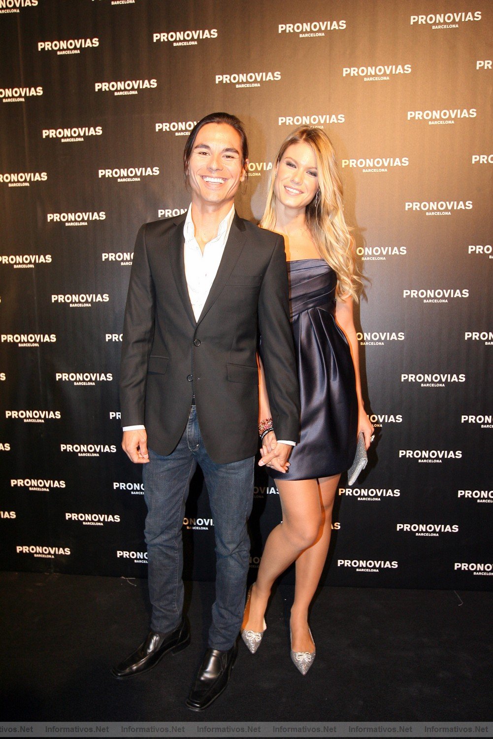 BCN13MAY011.- Barcelona Bridal Week - Pronovias Coleccin 2012: Julio Jos Iglesias con su novia, Charisse Verhaert