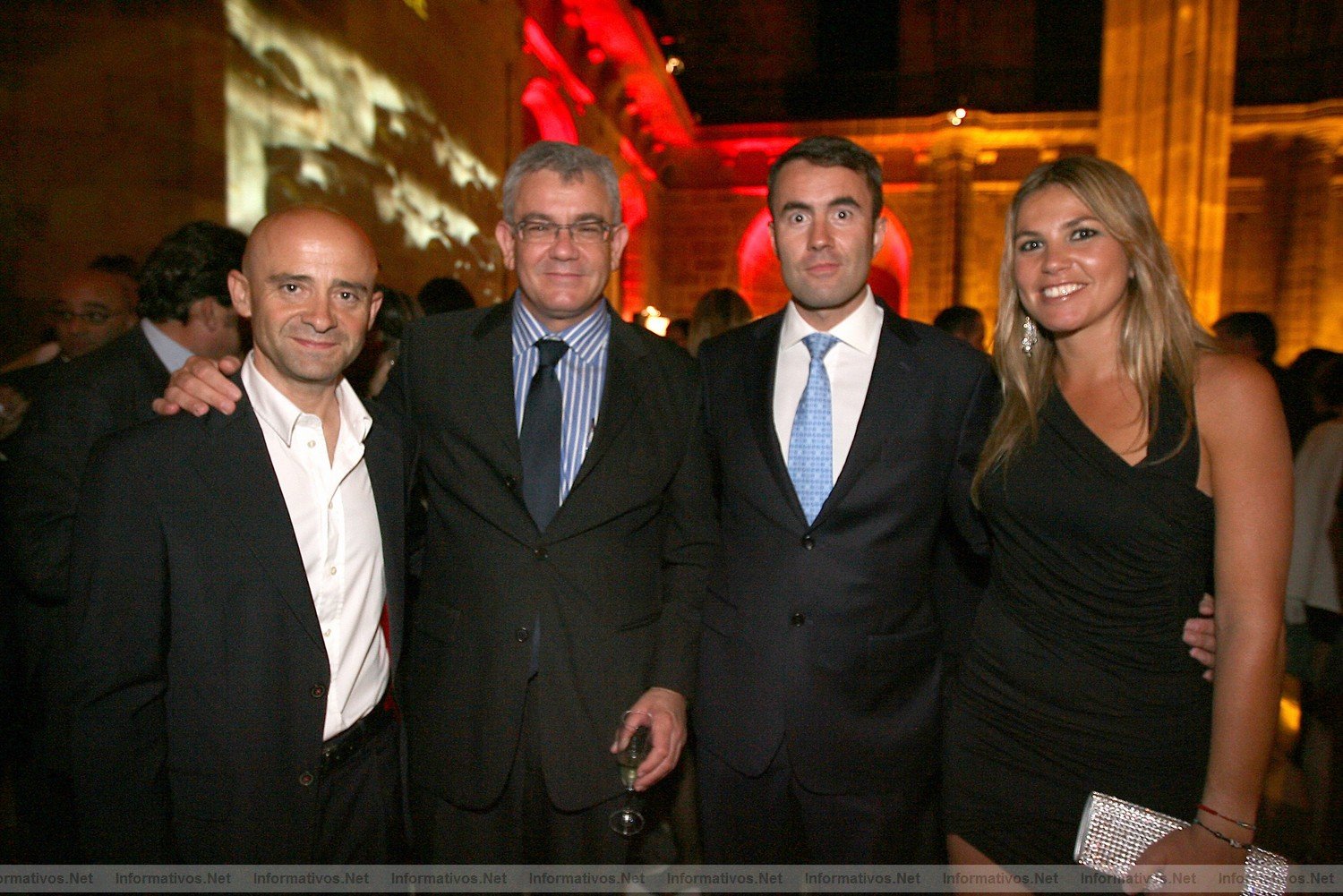 BCN19MAY011.- Fiesta Pirelli con motivo de la celebracin del Gran Premio de la F1 en Barcelona. Antonio Lobato, un invitado, Jordi Ortega (Dir. Marketing Pirelli) y Nira Juanco