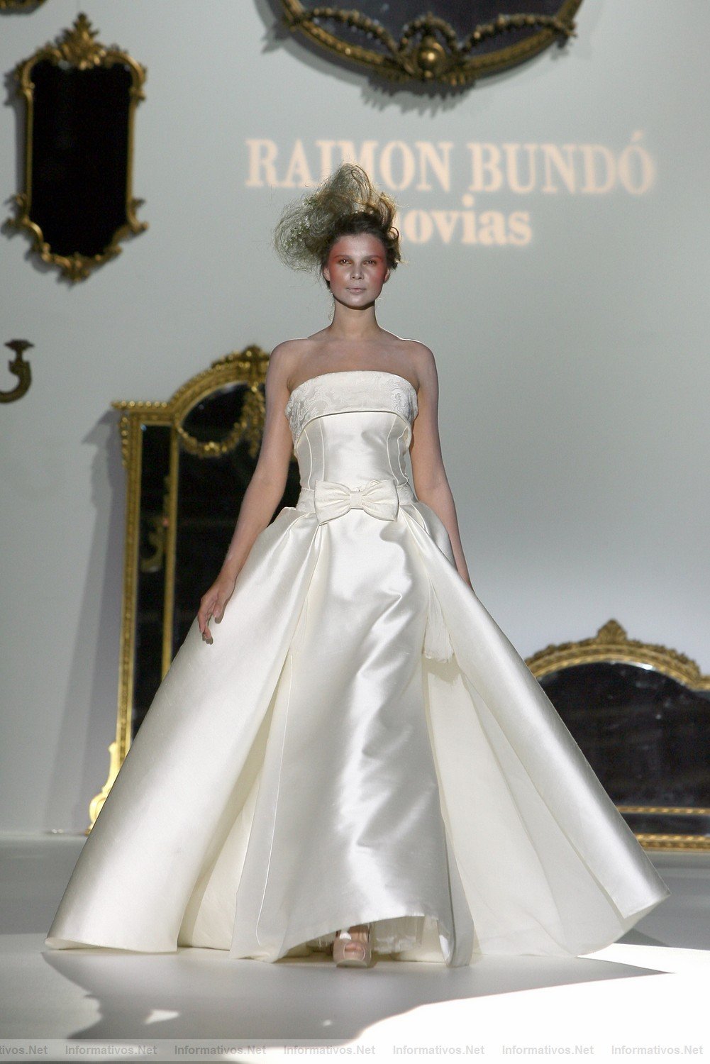 BCN12MAY011.- Gaud Novias - Barcelona Bridal Week: Raimn Bund