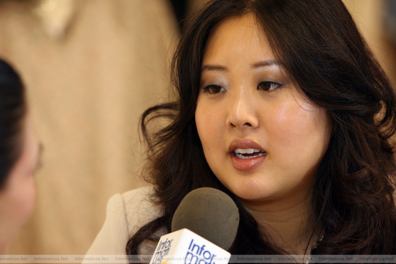 BCN3JUN011.- Forever 21 inaugura su primer espacio en el Centro Comercial La Maquinista de Barcelona. Linda Chang, directora de marqueting de la marca