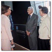:: Pulse para Ampliar :: Getaria, 7 de junio de 2011. Inauguración Cristobal Balenciaga Museoa: Su Majestad la Reina Doña Sofía, el diseñador  Phillipe Vennet y Suzy Menkes