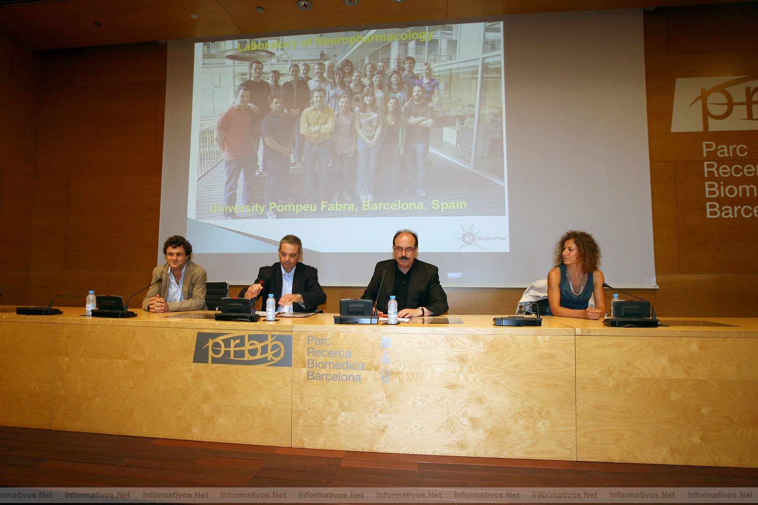 BCN06JUL011.- Entrega del Premio de Investigacin Fundacin Dr. Antonio Esteve al equipo de Rafael Maldonado que hall la conexin entre el cannabis y la amnesia.Rafael Maldonado, Flix Bosch, director de la Fundacin Dr. Antonio Esteve; Josep-Eladi Baos, Vicerrector de Docencia y Ordenacin Acadmica de la Universitat Pompeu Fabra; Emma Puighermanal.